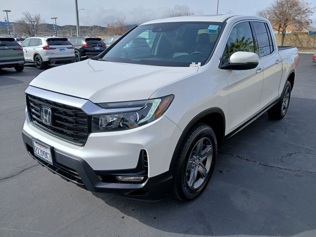 Platinum White Pearl 2022 Honda Ridgeline RTL-E AWD Pickup Truck All-Wheel Drive 9-Speed Automatic