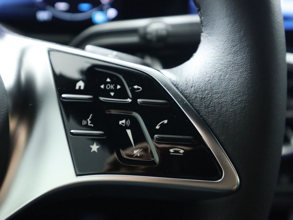 Thumbnail: 2025 Mercedes-Benz GLA - 12