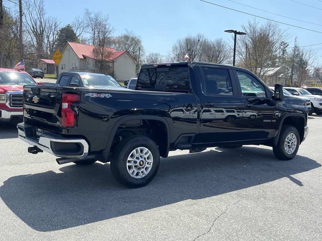 2025 Chevrolet Silverado 2500HD LT photo