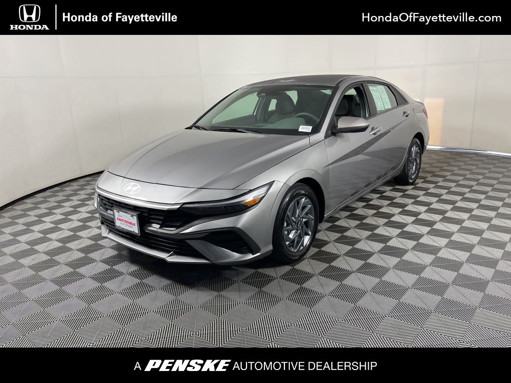 2024 Hyundai Elantra SEL -
                  Fayetteville, AR