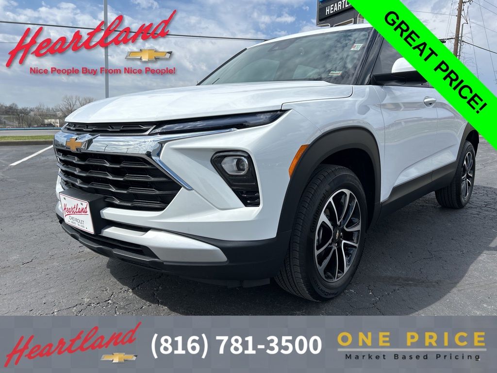 Summit White 2026 Chevrolet Trailblazer LT AWD SUV / Crossover Four-Wheel Drive 9-Speed Automatic