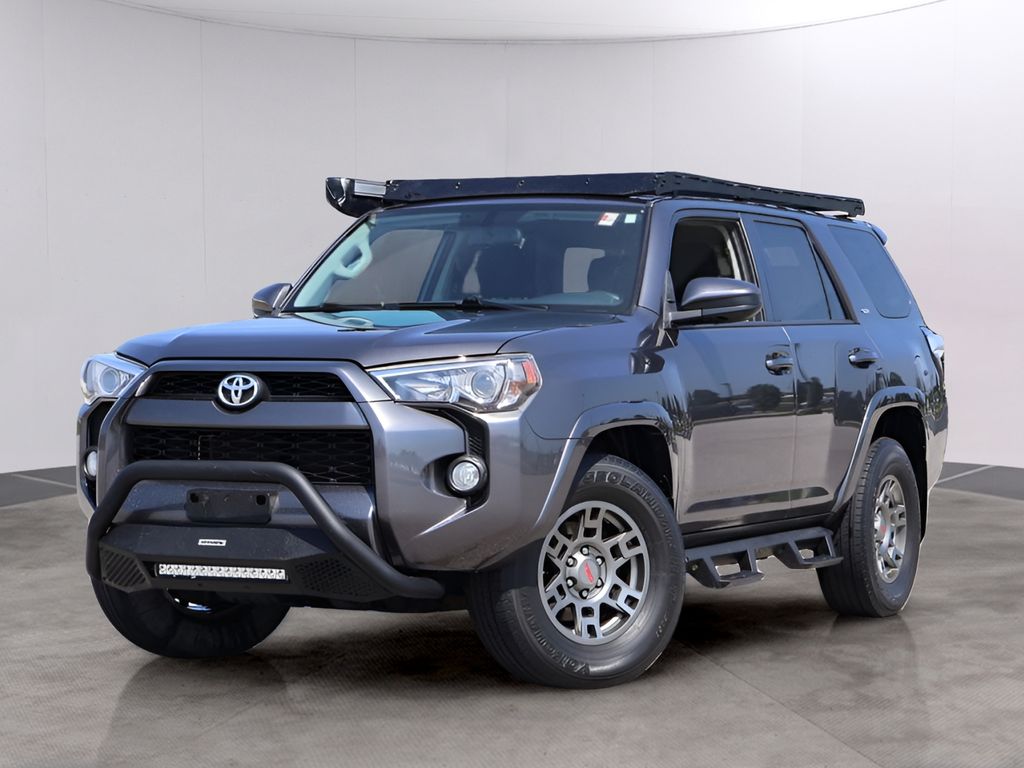  2019 Toyota 4Runner SR5 4WD   