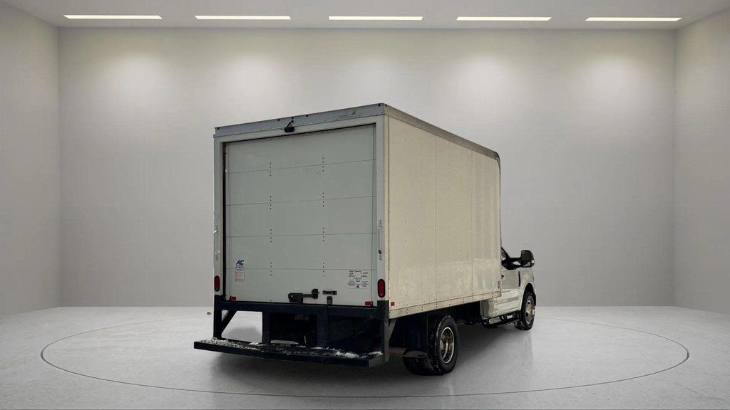 Used 2020 Oxford White Ford XL image 3