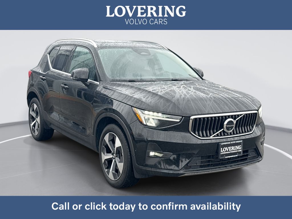 Onyx Black Metallic 2023 Volvo XC40 B5 Plus Bright Theme AWD SUV / Crossover All-Wheel Drive Automatic