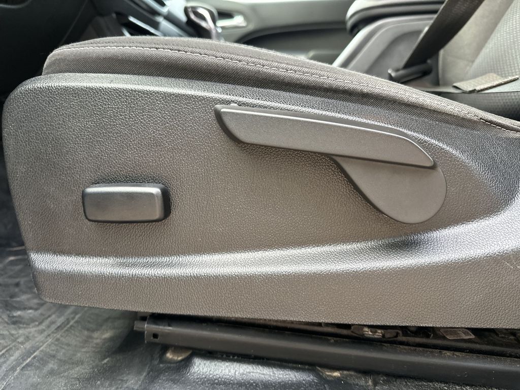 2022 Chevrolet Colorado LT White at Lexus Southwest Houston