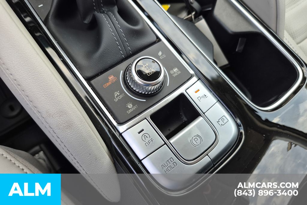 Used 2025 Ebony Black Kia SX-Prestige image 34