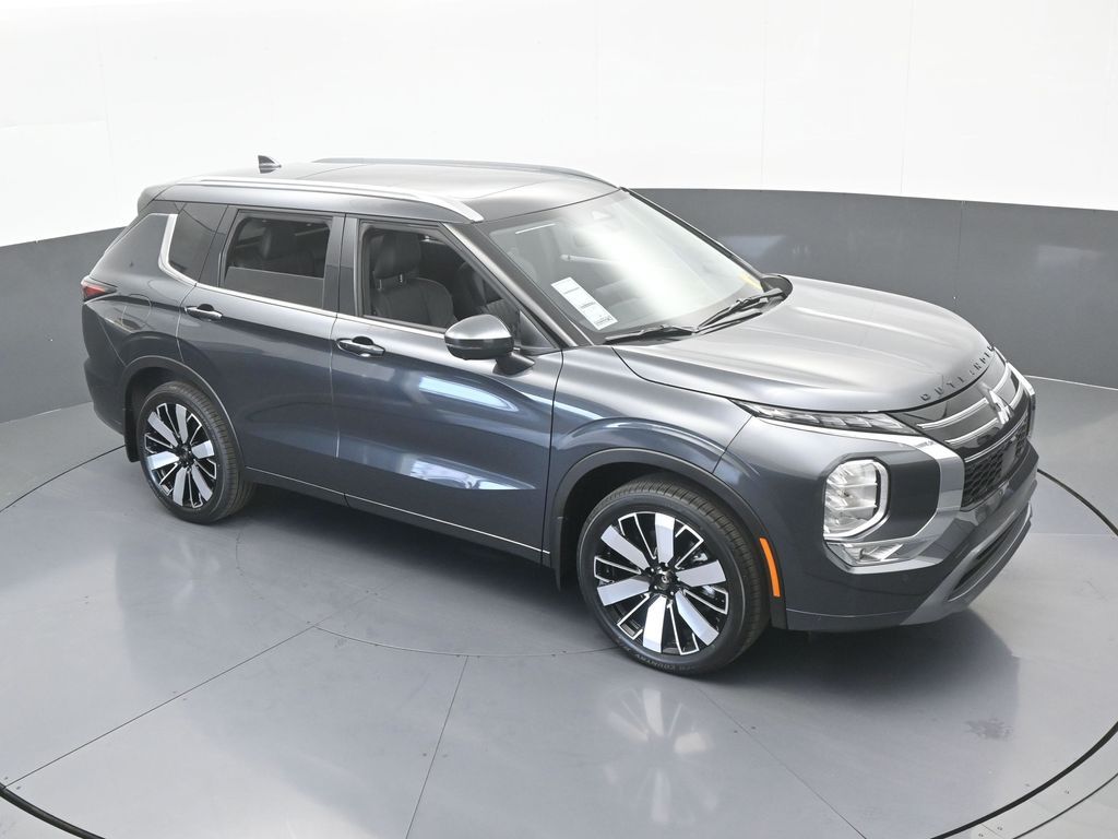 New 2026 Gray Mitsubishi SEL image 53