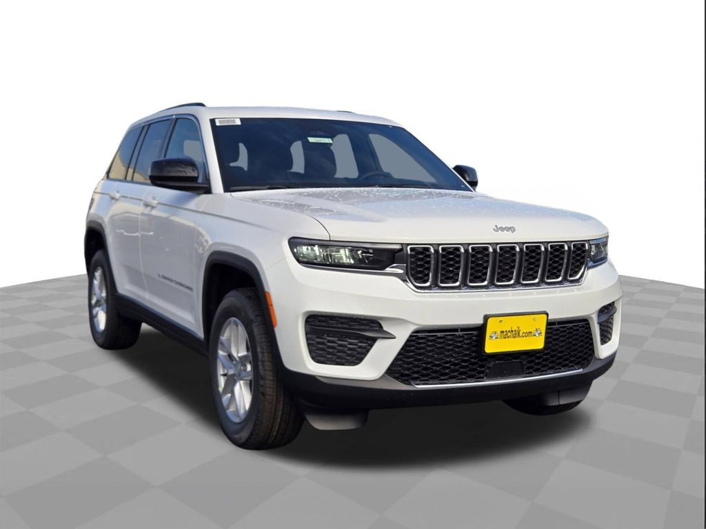 2026 Jeep Grand Cherokee Laredo - 1