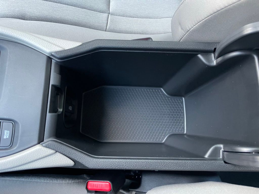2025 Honda Accord LX 19