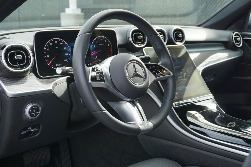Thumbnail: 2024 Mercedes-Benz C-Class - 24