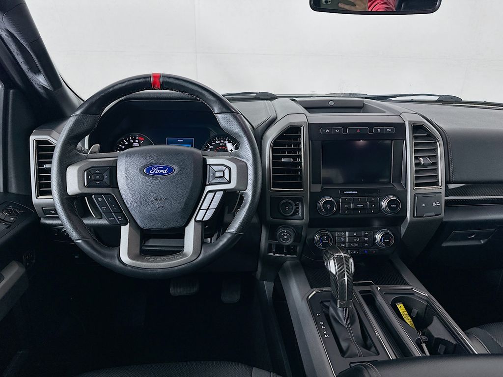 2019 Ford F-150 Raptor 22