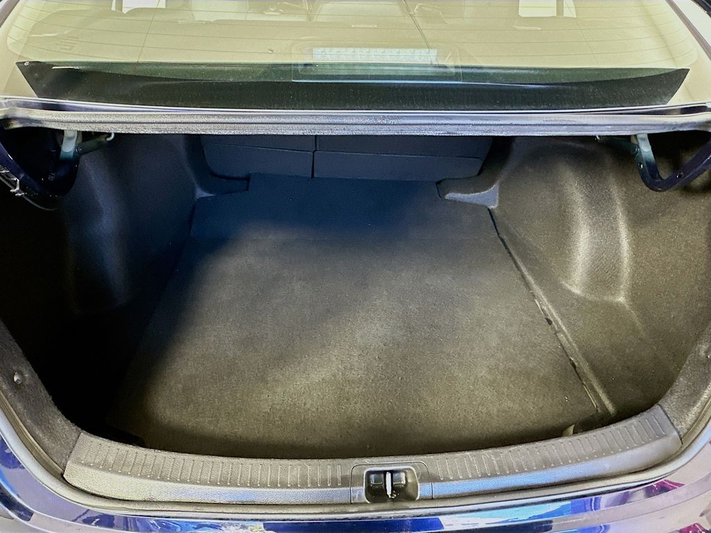 Thumbnail: 2024 Toyota Corolla - 25