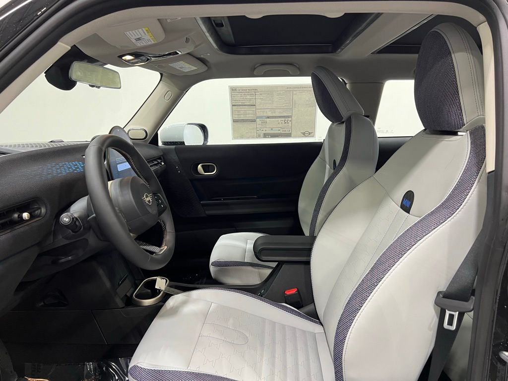 Thumbnail: 2025 MINI Cooper - 12