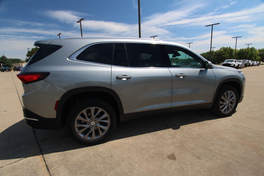 Used 2025 Buick Enclave SUV