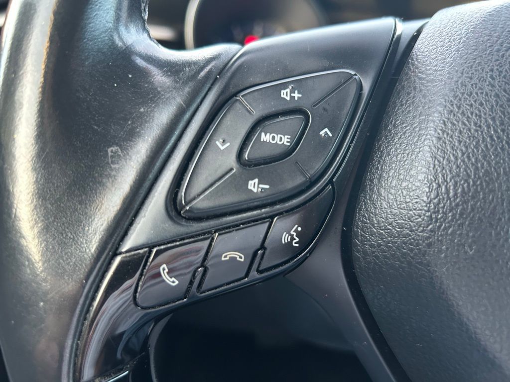 Thumbnail: 2019 Toyota C-HR - 20