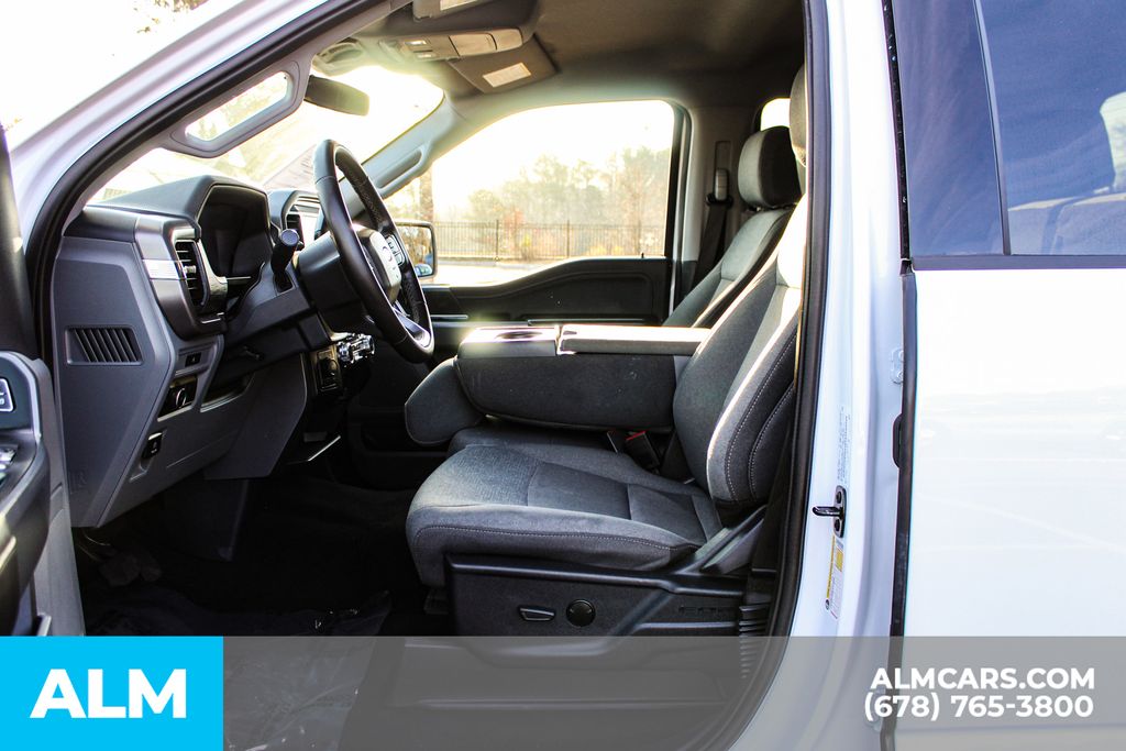 Used 2025 White Ford XLT image 15