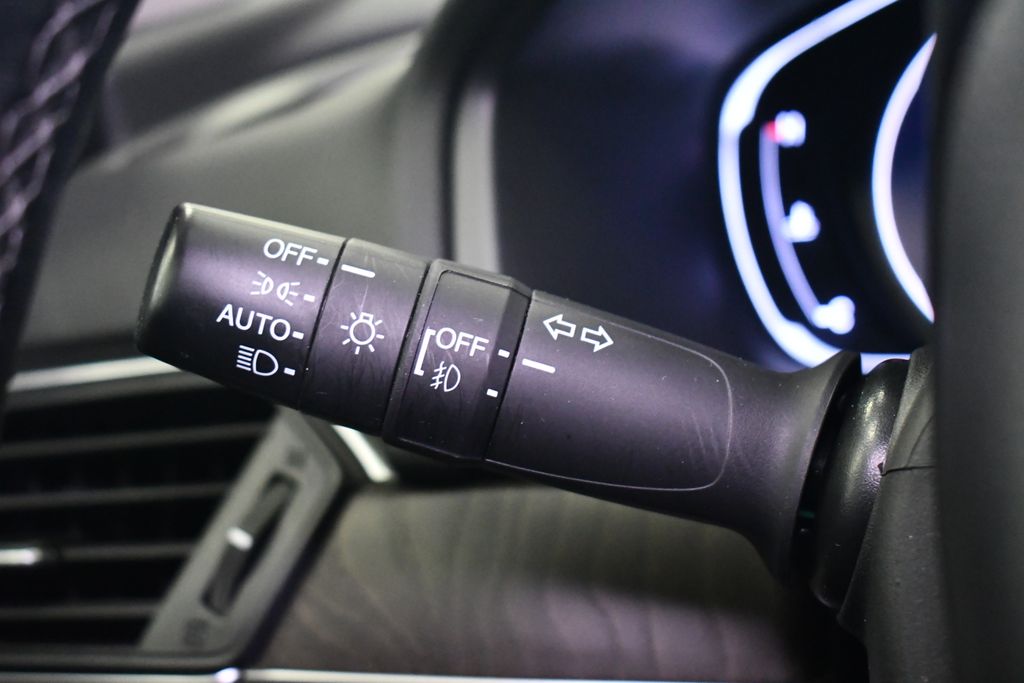 Thumbnail: 2020 Honda Accord - 18