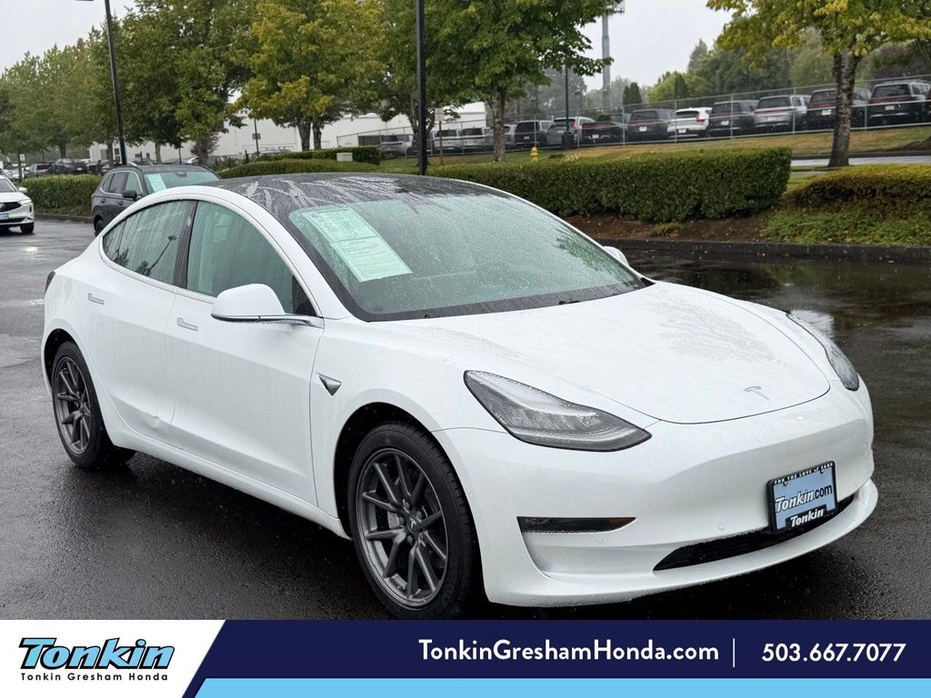 2020 Tesla Model 3 Blanco (Pearl White Multi-Coat) Sedán Tracción en las cuatro ruedas 1 velocidad Automática