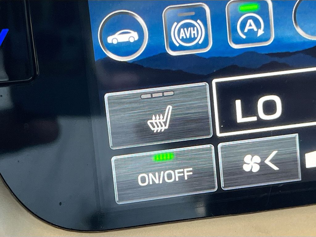 Used 2025 Blue Subaru Onyx Edition XT image 20