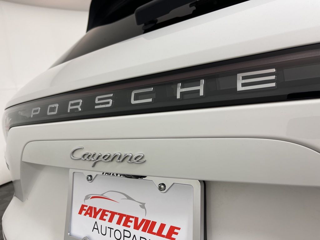 Thumbnail: 2019 Porsche Cayenne - 3