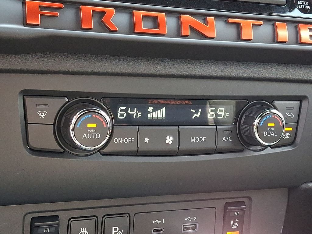 2026 Nissan Frontier — photo 10