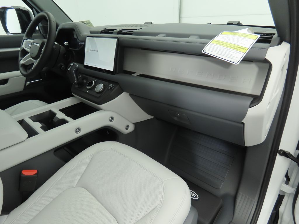 Thumbnail: 2025 Land Rover Defender - 19