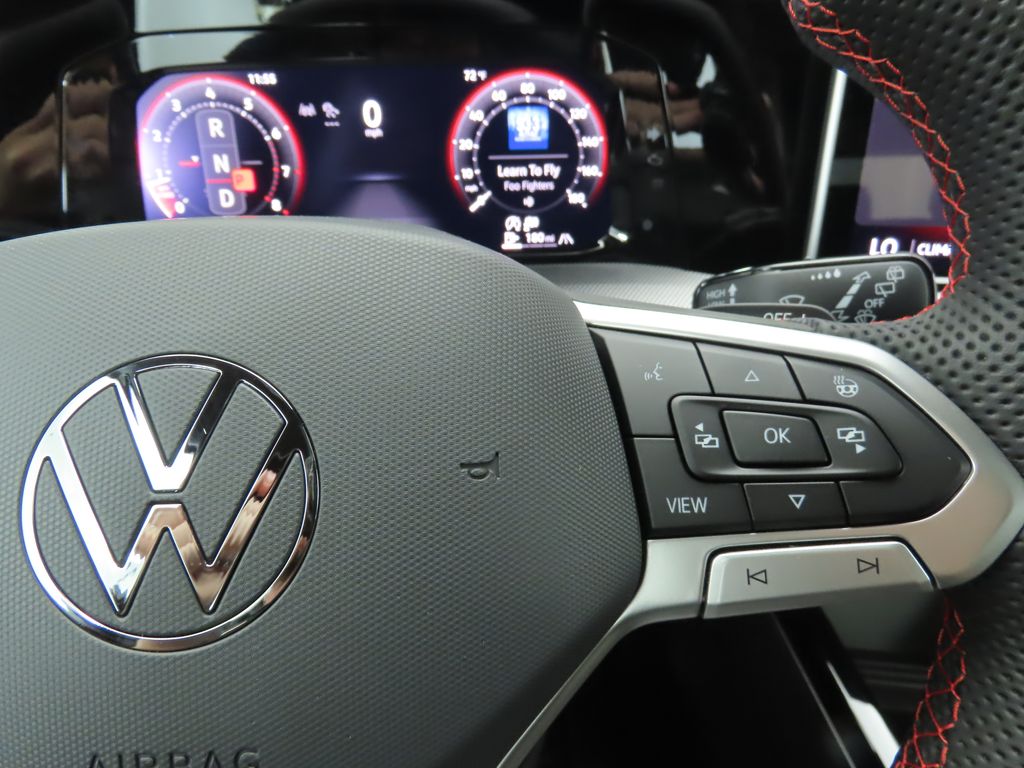 Thumbnail: 2025 Volkswagen Golf - 12