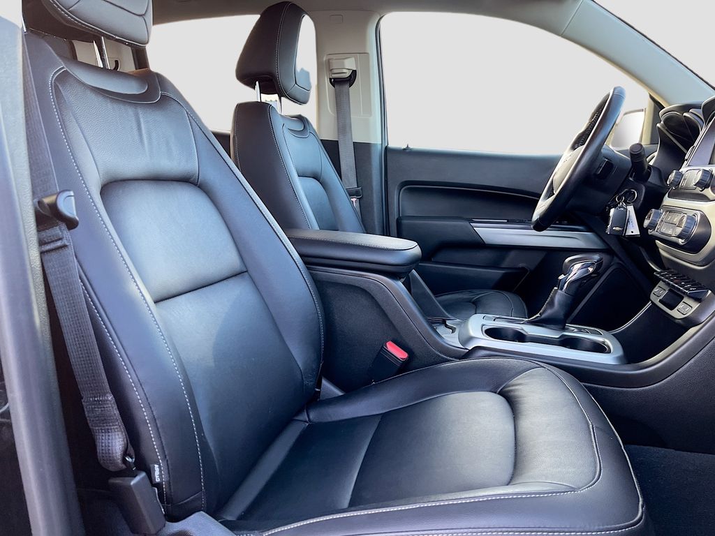 Used 2022 Black Chevrolet ZR2 image 25