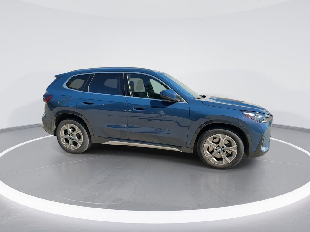 Thumbnail: 2026 BMW X1 - 9