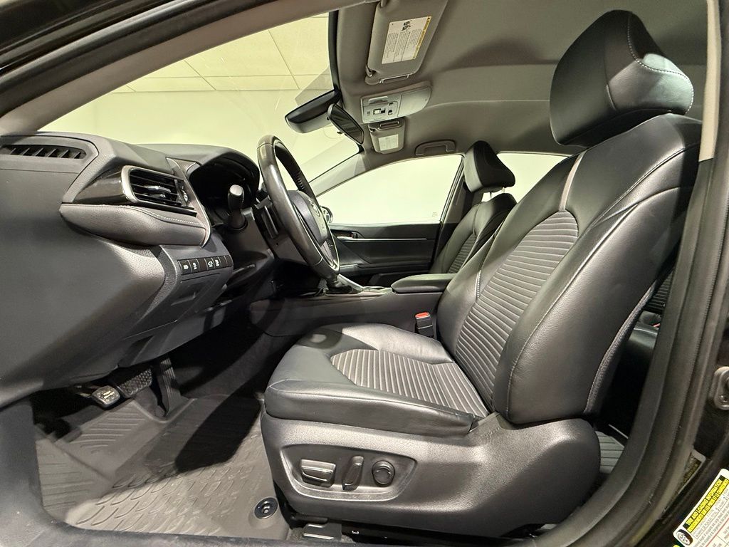 Thumbnail: 2024 Toyota Camry - 12