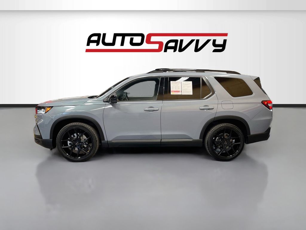 Used 2025 Gray Honda Black Edition image 4
