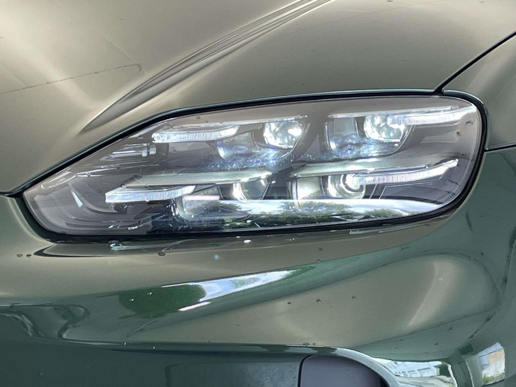 2026 Porsche Cayenne Base Green at Audi Porsche Sewickley