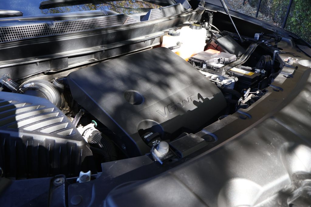 Thumbnail: 2023 Chevrolet Traverse - 15