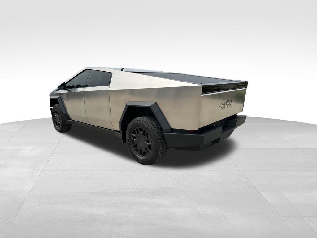 2024 Tesla Cybertruck FOUNDATION 6