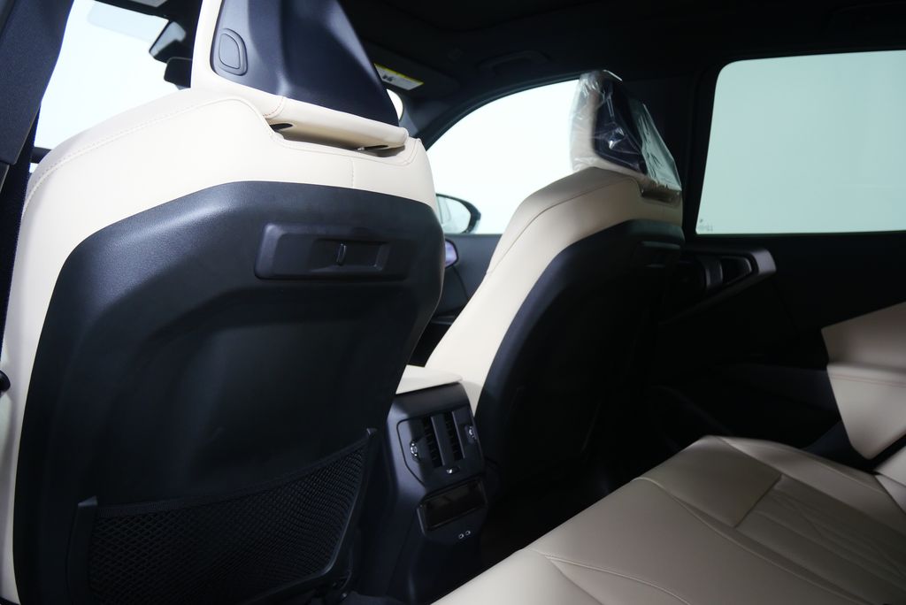 Thumbnail: 2026 BMW X3 - 17
