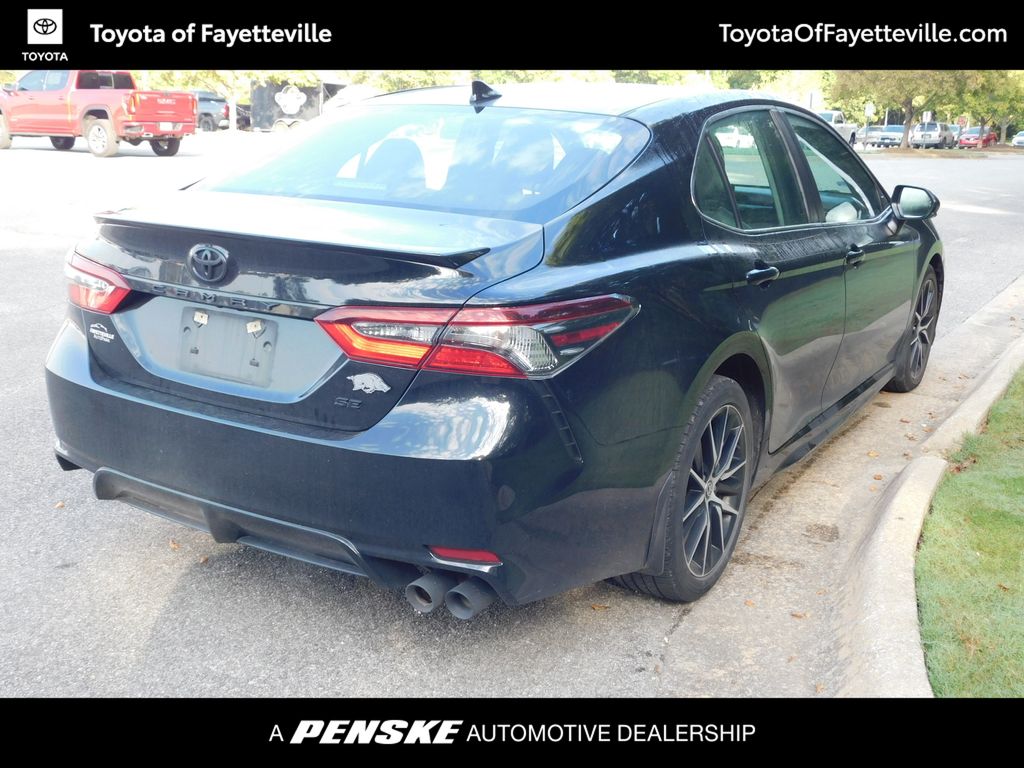 Thumbnail: 2021 Toyota Camry - 10