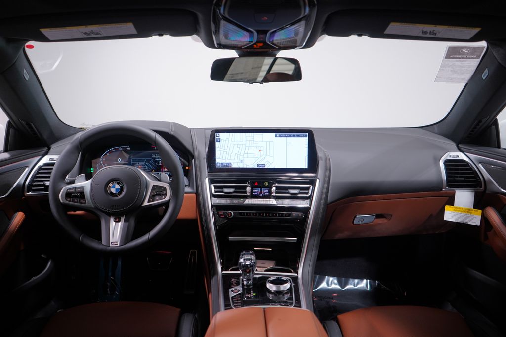 Thumbnail: 2026 BMW 8 Series - 10