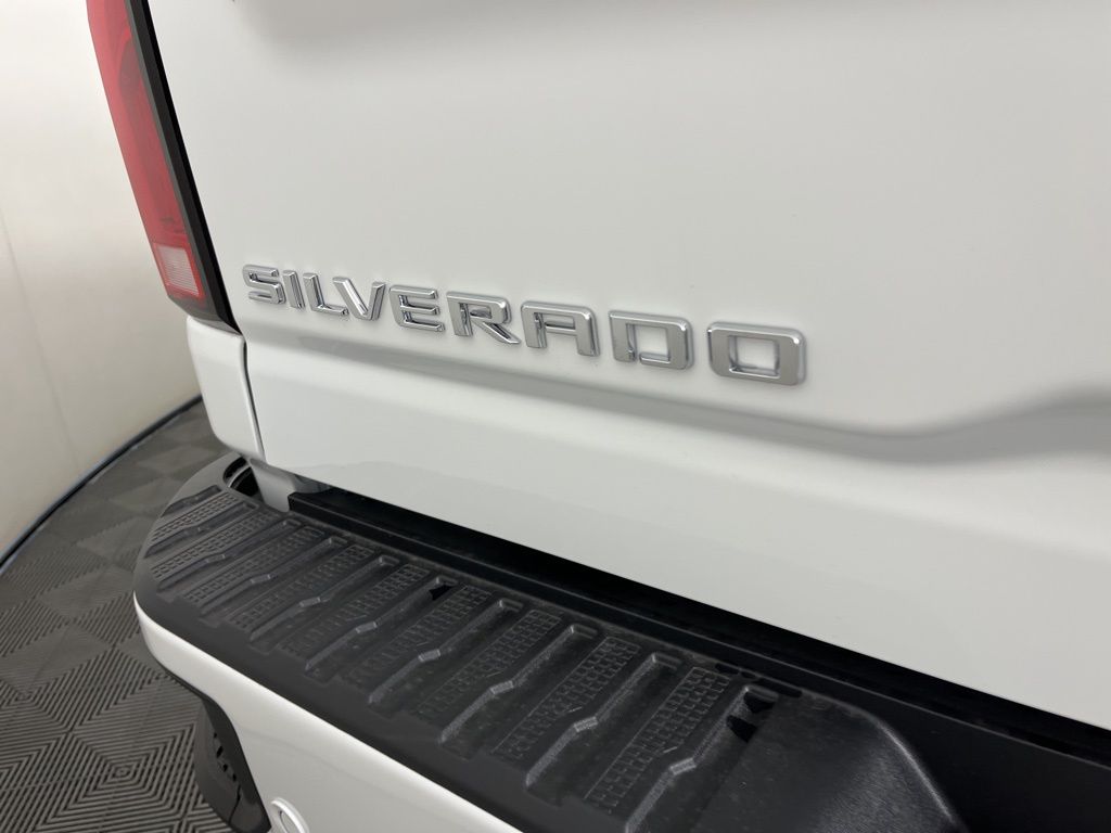 Thumbnail: 2025 Chevrolet Silverado 2500 - 23