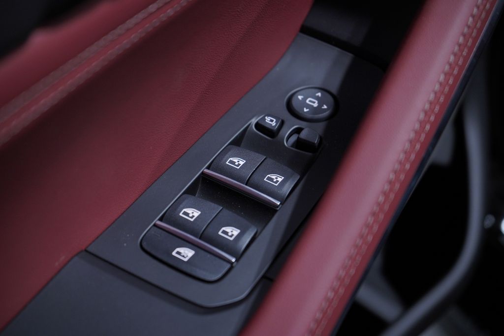 Thumbnail: 2026 BMW X6 - 11