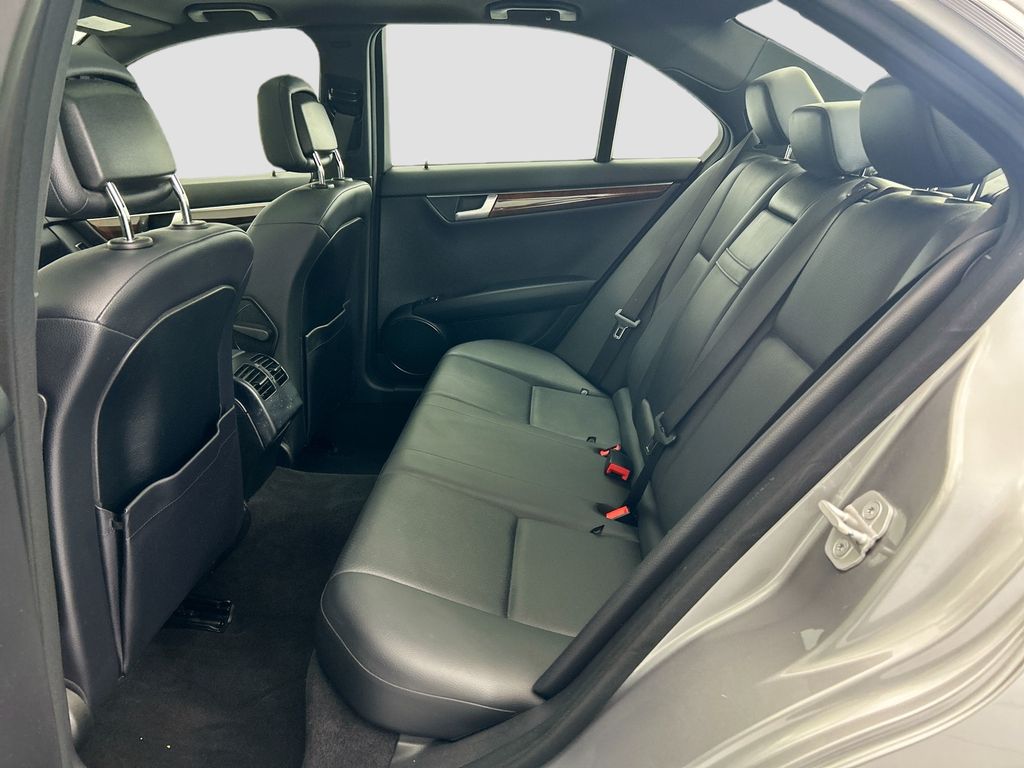 Thumbnail: 2013 Mercedes-Benz C-Class - 20