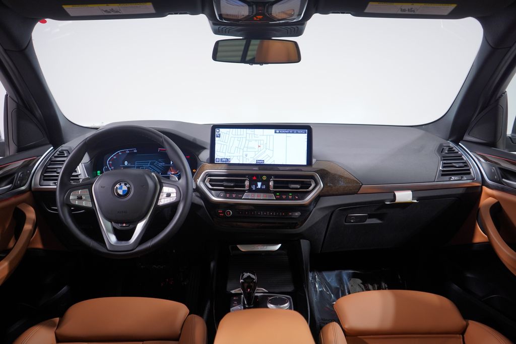 Thumbnail: 2022 BMW X3 - 10