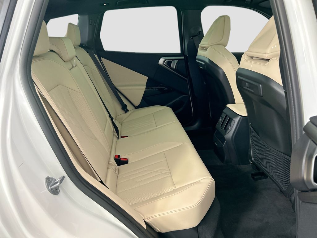 Thumbnail: 2026 BMW X3 - 21