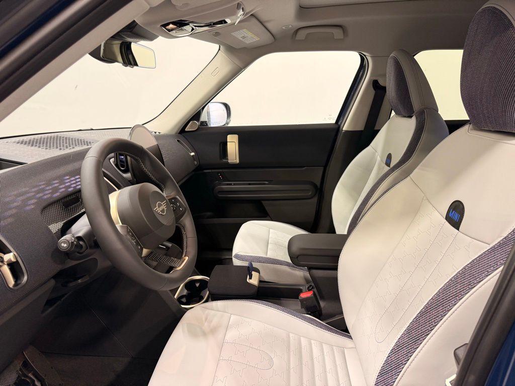 Thumbnail: 2025 MINI Cooper Countryman - 12