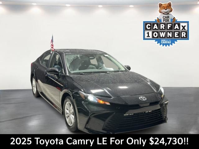 2025 Toyota Camry LE FWD