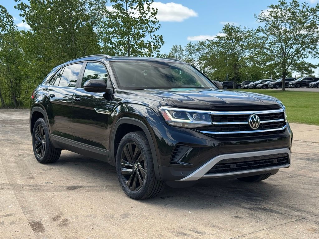 2022 Volkswagen Atlas Cross Sport 3.6L V6 SE w/Technology photo