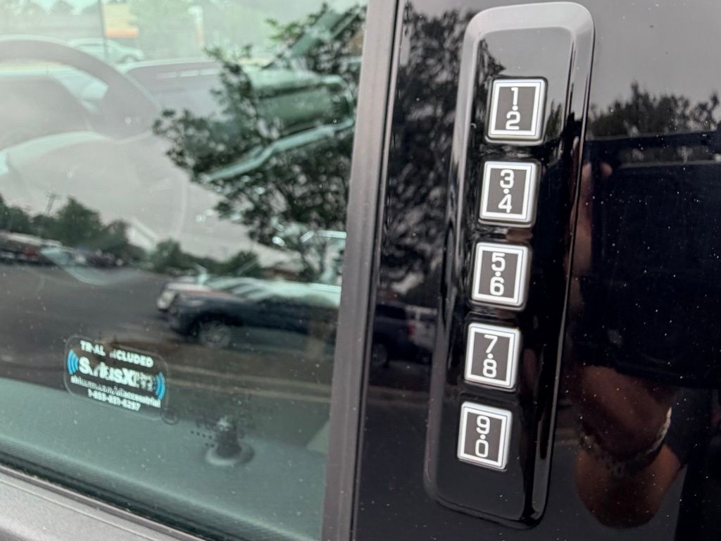 2023 Ford F-150 XLT Black Metallic - Jim Hudson Acura - Image 27