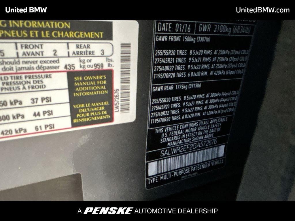 Thumbnail: 2016 Land Rover Range Rover Sport - 23