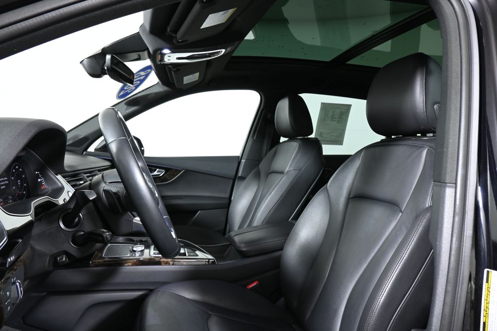 Thumbnail: 2018 Audi Q7 - 15