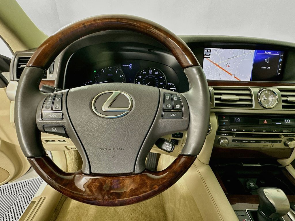 Thumbnail: 2016 Lexus LS - 11