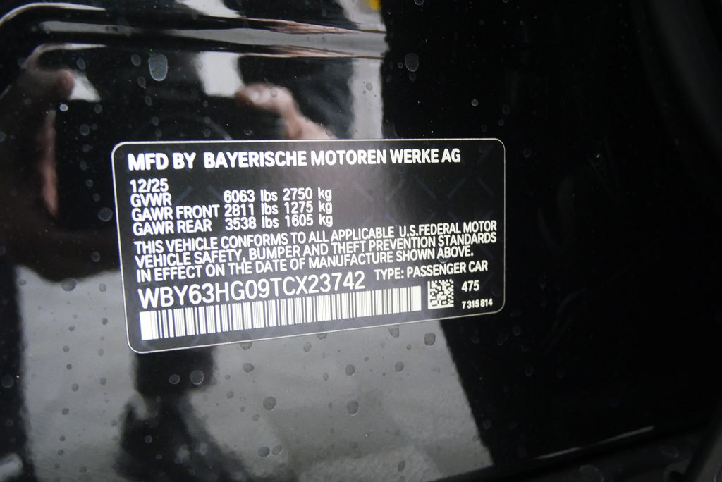 Thumbnail: 2026 BMW i5 - 24